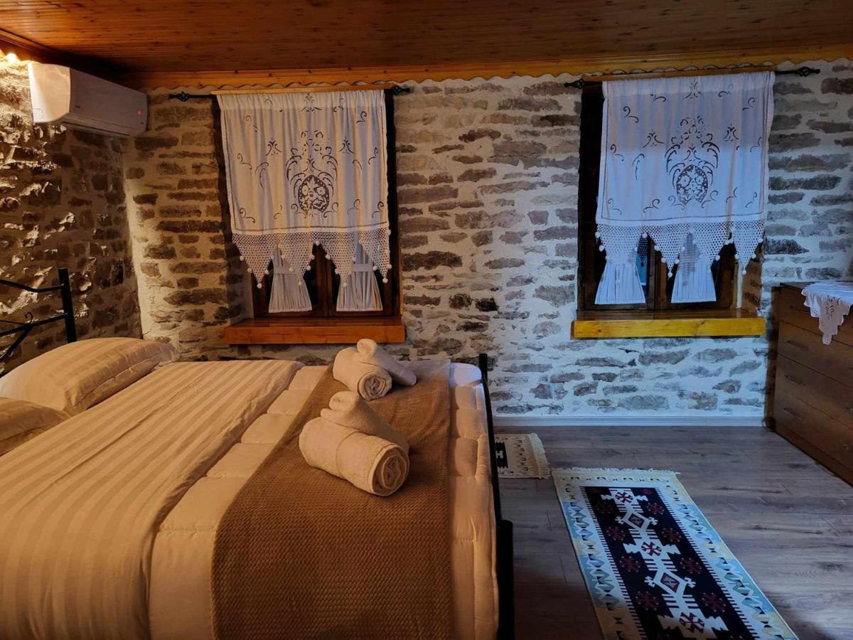Guest House Hasko Gjirokastër Extérieur photo