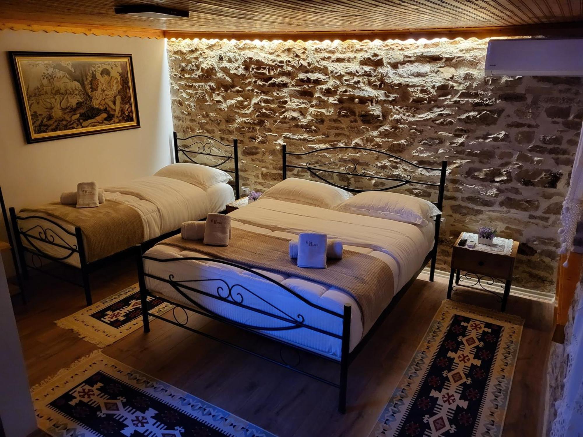 Guest House Hasko Gjirokastër Extérieur photo