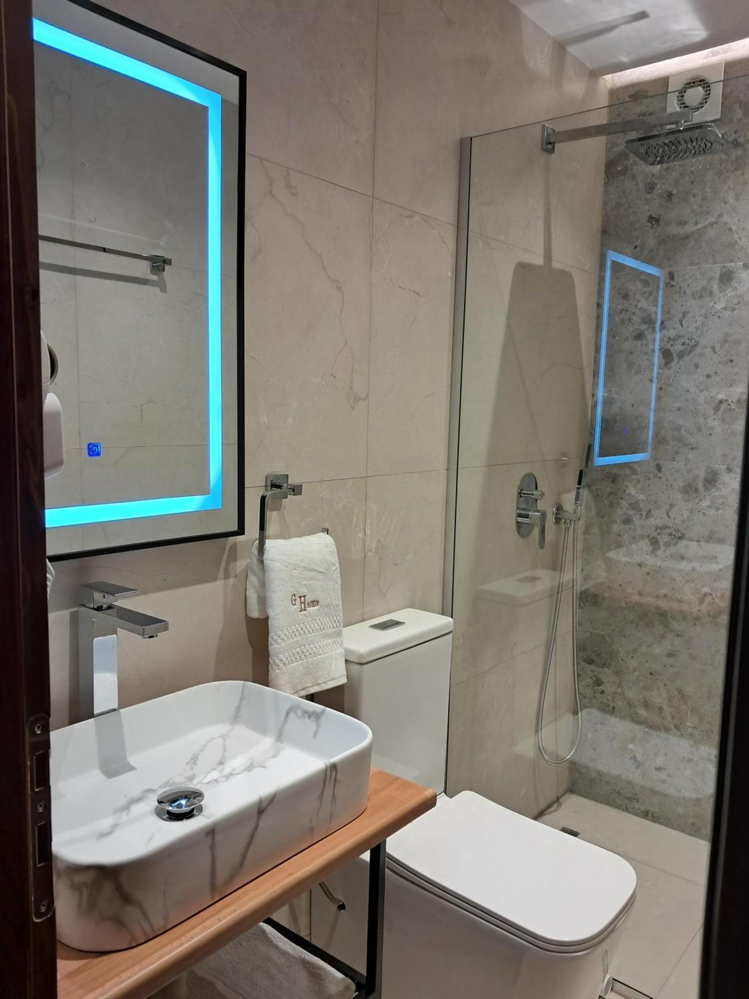 Guest House Hasko Gjirokastër Extérieur photo